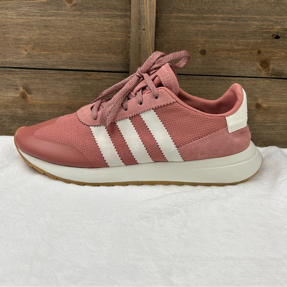 adidas Women's Rose and White Sneakers - Picture 12 of 15